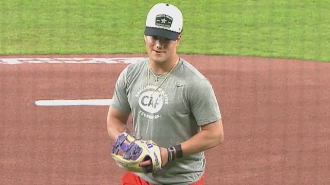 Parker Byrd, who has a prosthetic right leg, throws out ceremonial first pitch at Astros Game