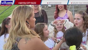 Taylor Swift Eras Tour in Houston: Fan wants to live at Swift's house forever