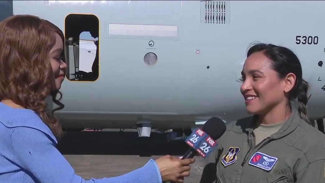 Hurricane hunter explains data collection, training, experiences