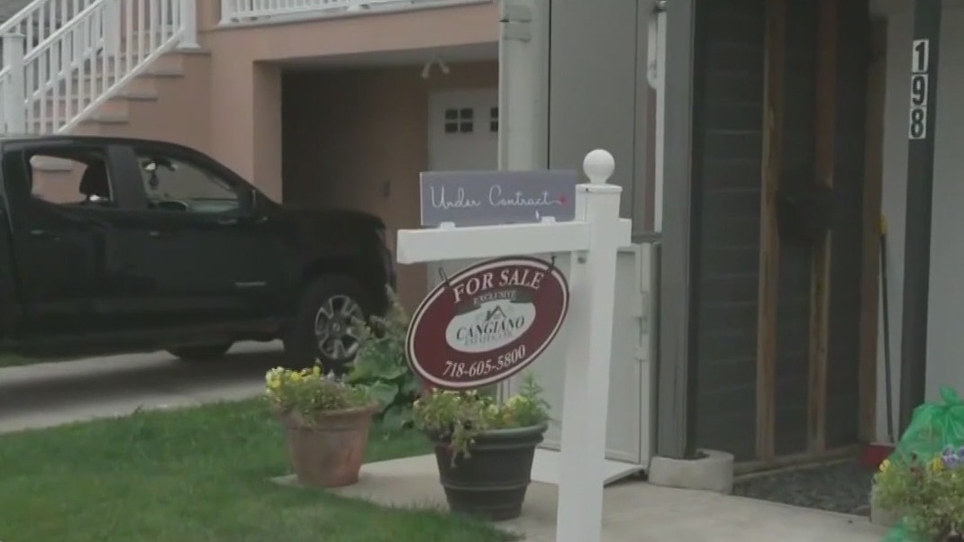 New rules on mortgage fees that may have some people with stronger credit scores paying more