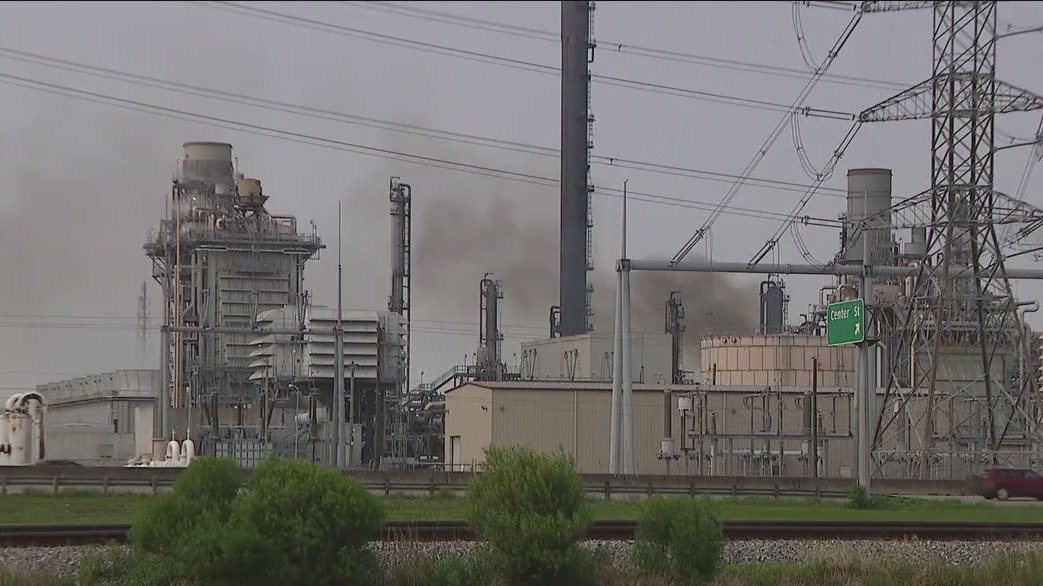 Deer Park fire: Environmental organizations concerned about pollution, safety