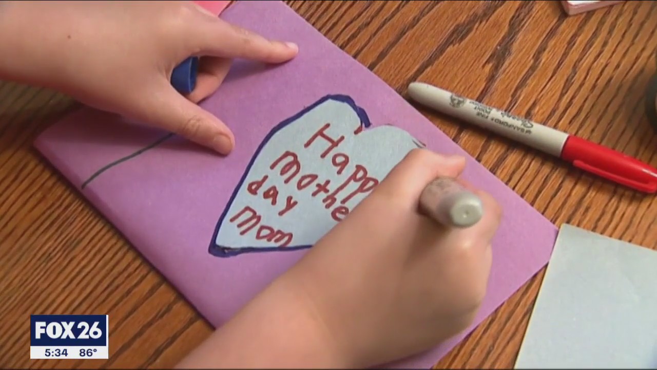 Mother's Day: Experts say moms need to prioritize self-care