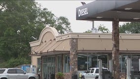 1 man shot, killed during apparent ambush in Needville, police investigating