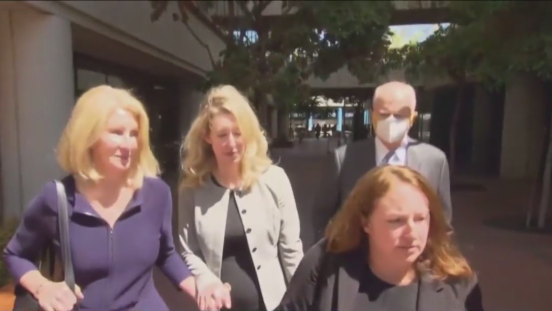 Elizabeth Holmes reports to federal prison in Bryan, Texas