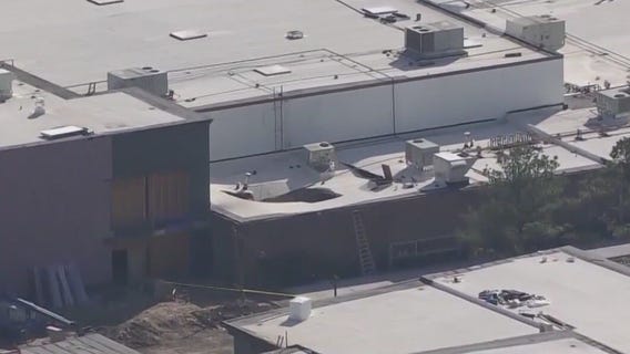 1 killed, 3 injured after roof collapses at Friendswood High School