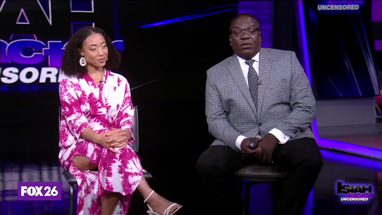 Outlining proper etiquette for threesomes