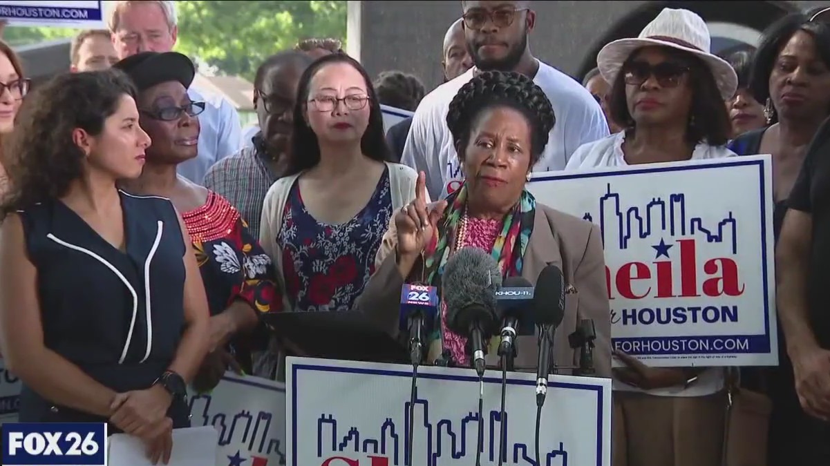 Lina Hidalgo supports Congresswoman Sheila Jackson Lee's bid for mayor