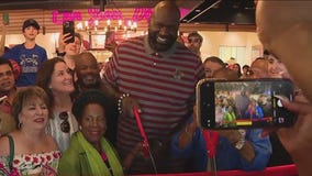 Shaq's 'Big Chicken' now open in Houston