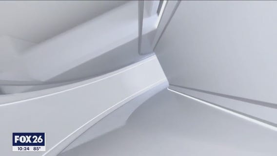 Checking out the Ivy House