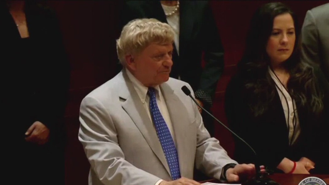 Texas prosecutors foreshadow legal battle against AG Ken Paxton