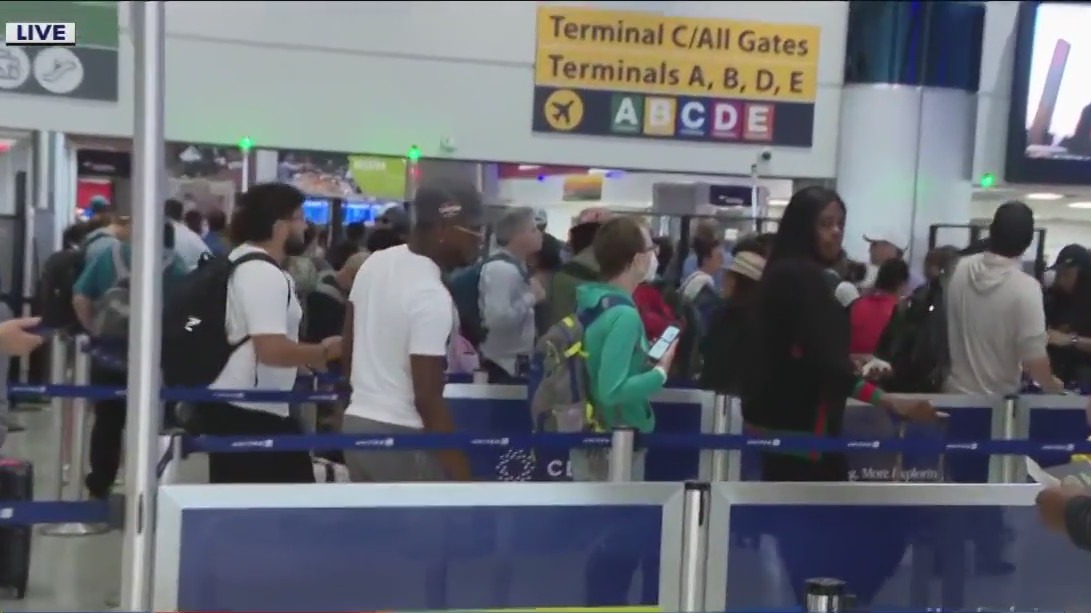 Busy July 4th travel underway in Houston