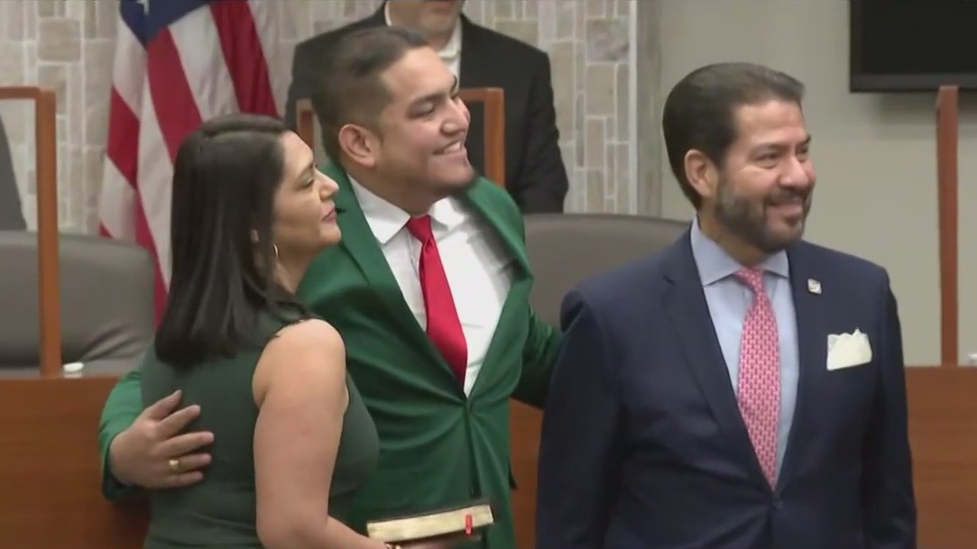 Youngest city councilmember sworn into office