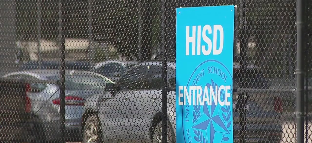 HISD employees claim district isn't paying them for hours worked