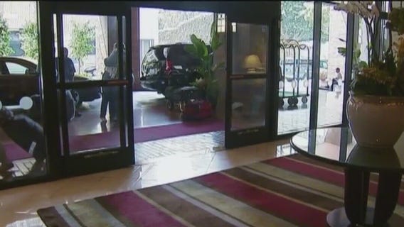 How to save money when traveling