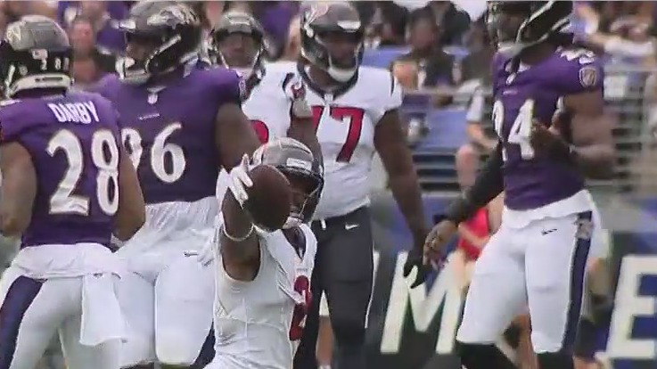 Texas lose season opener