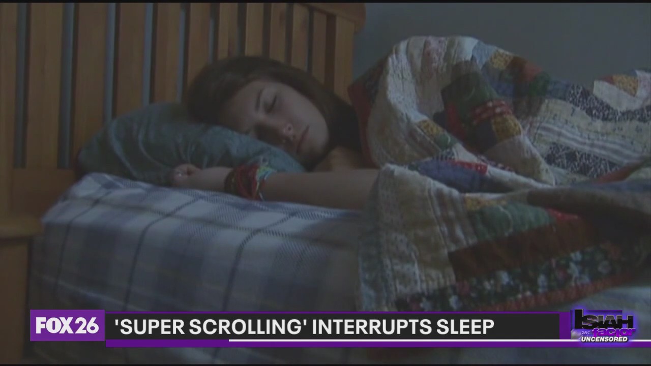 Study: 'Super scrolling' interrupts sleep