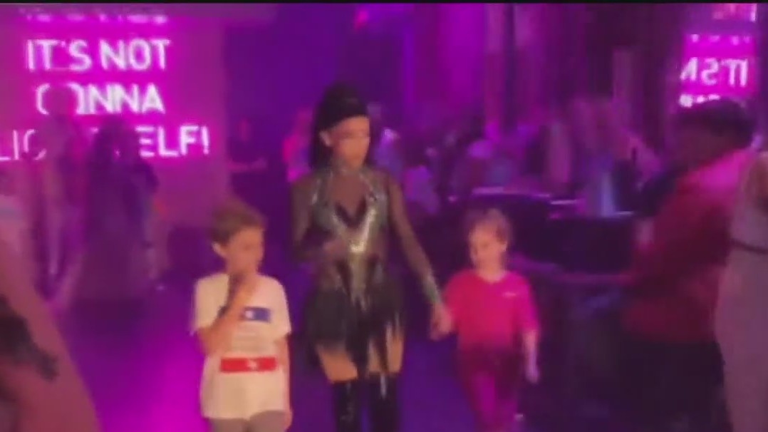 Federal judge strikes down Texas drag show ban