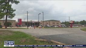 Cleveland ISD gives out free Narcan