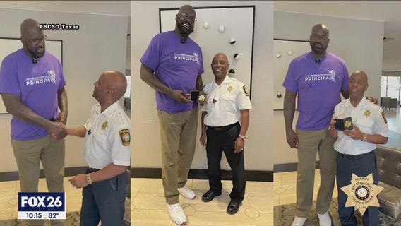 Shaq honored by Fort Bend Sheriff with honorary badge