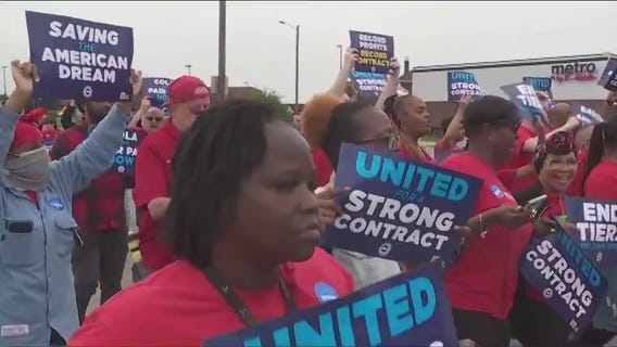 More strikers have joined the UAW strikers
