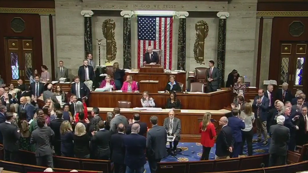 House passes funding plan to avoid shutdown