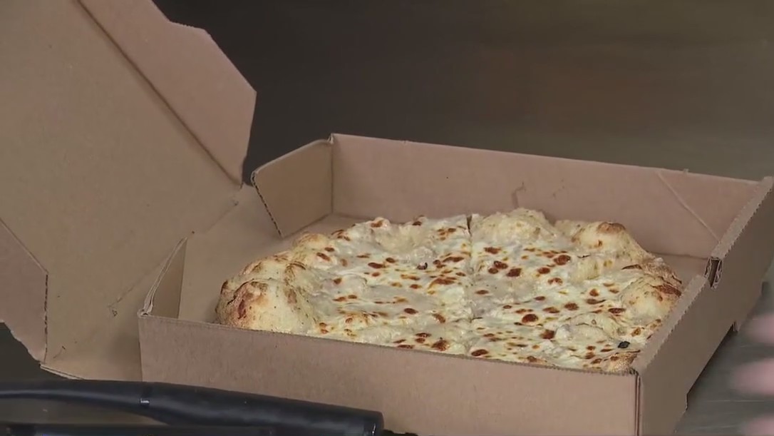 MiaBella?s Wood Fired Pizza at Houston rodeo