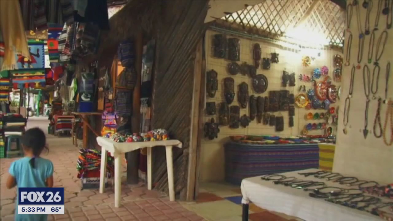 Travelers should be careful in Mexico during spring break