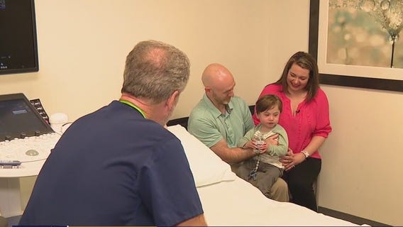 Toddler 1st to undergo kidney transplant in trial