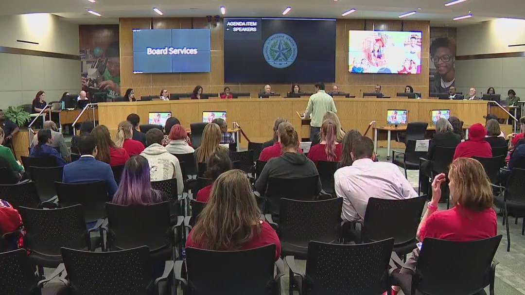 Houston ISD leaders present annual report