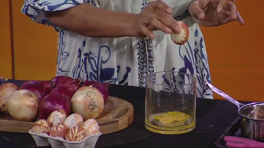 DIY egg decorating hack without dye