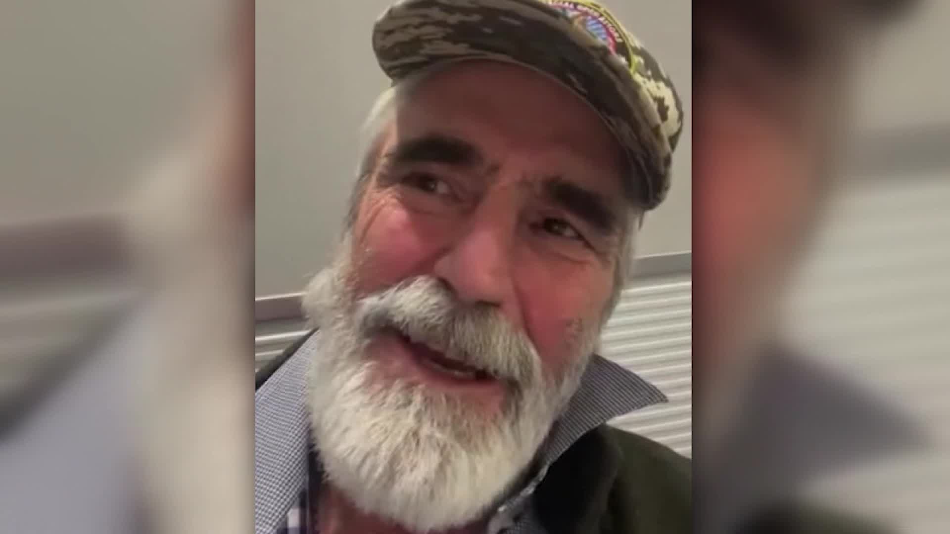 'Yellowstone' actor claims he was kicked off plane in Houston