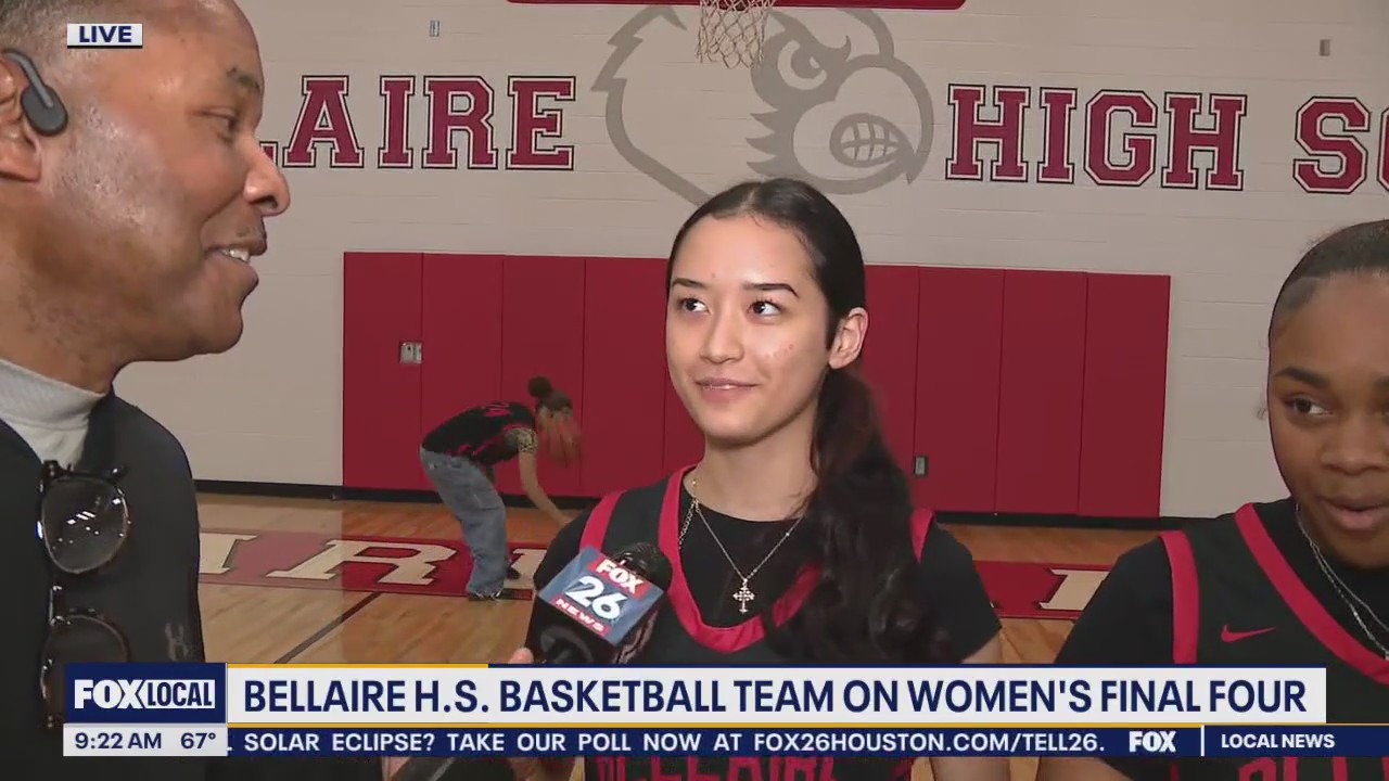 Bellaire HS team on Women's Final Four