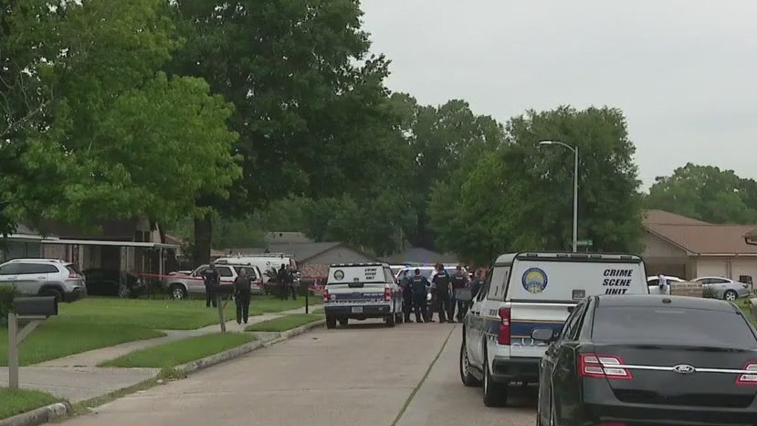 Manhunt following officer shootings