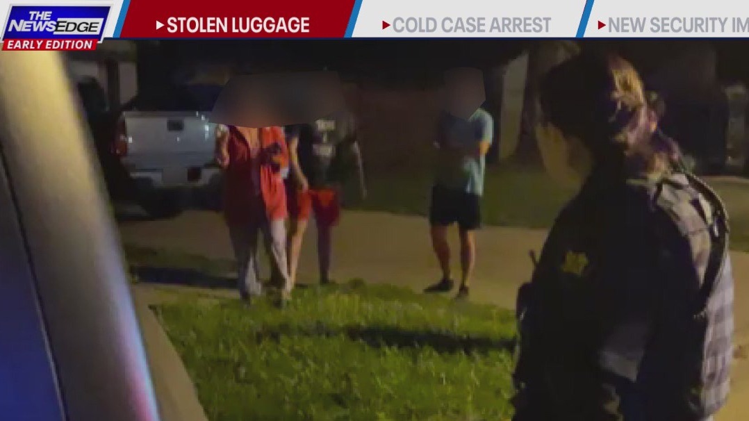 Houston man's items left on plane investigated