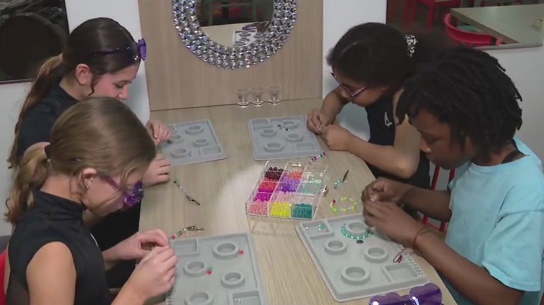 Taylor Swift celebration at The Artz