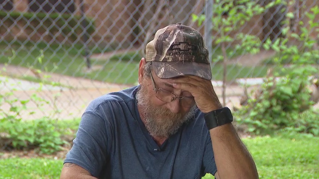 Texas cancer patient in Houston has truck stolen