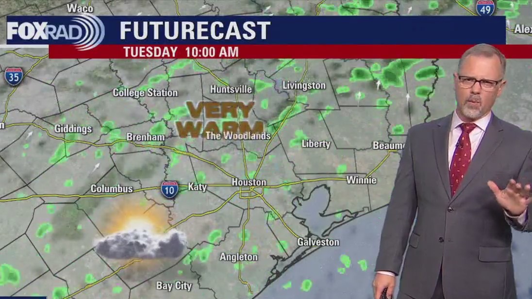 FOX 26 Houston Weather Forecast - Very warm day ahead on Tuesday