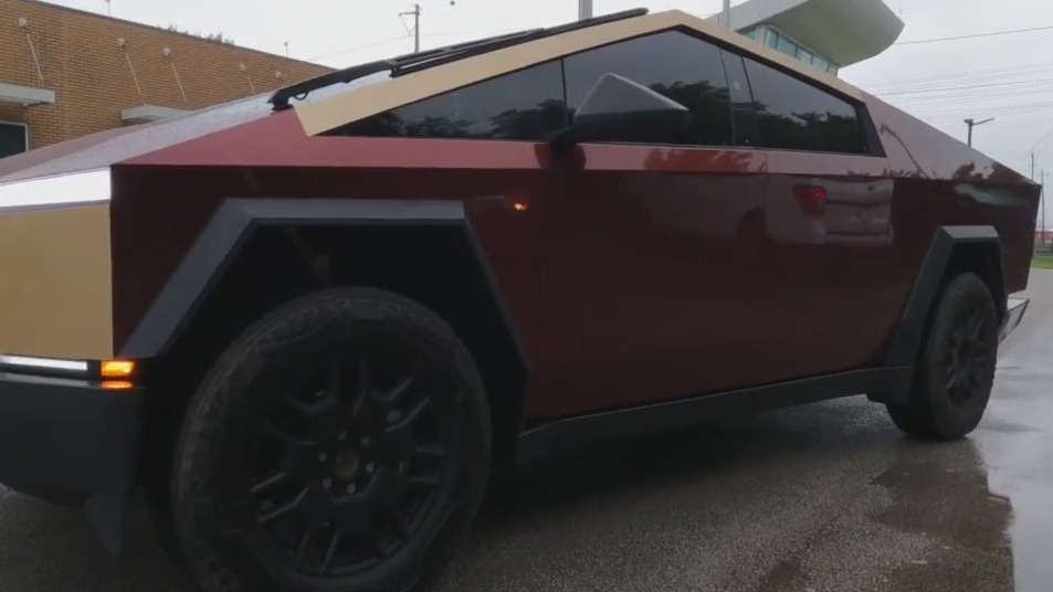 What's it like owning a Tesla Cyber Truck?