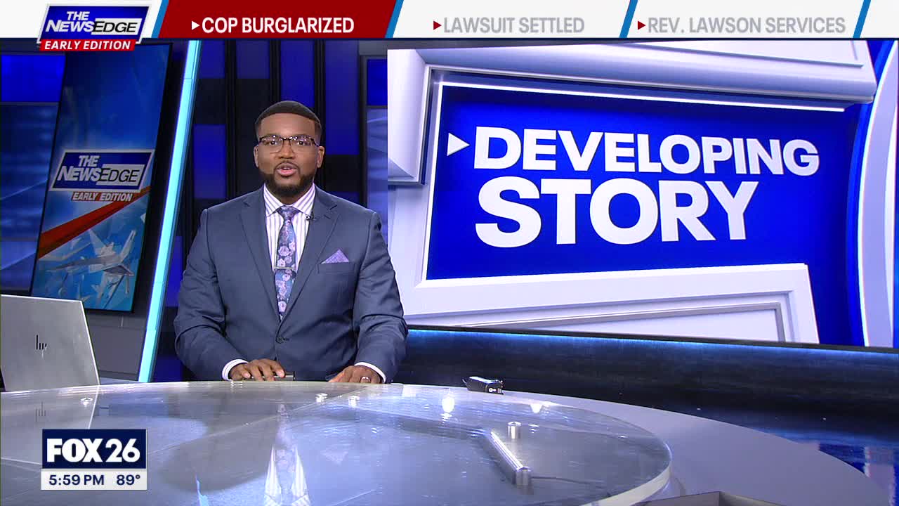 Bellaire cop catches couple, woman naked in home