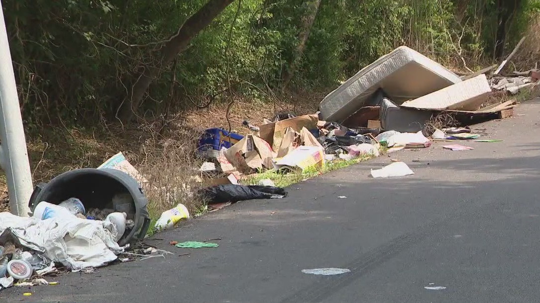 Sunnyside community fed up with illegal dumping | FOX 26 Houston