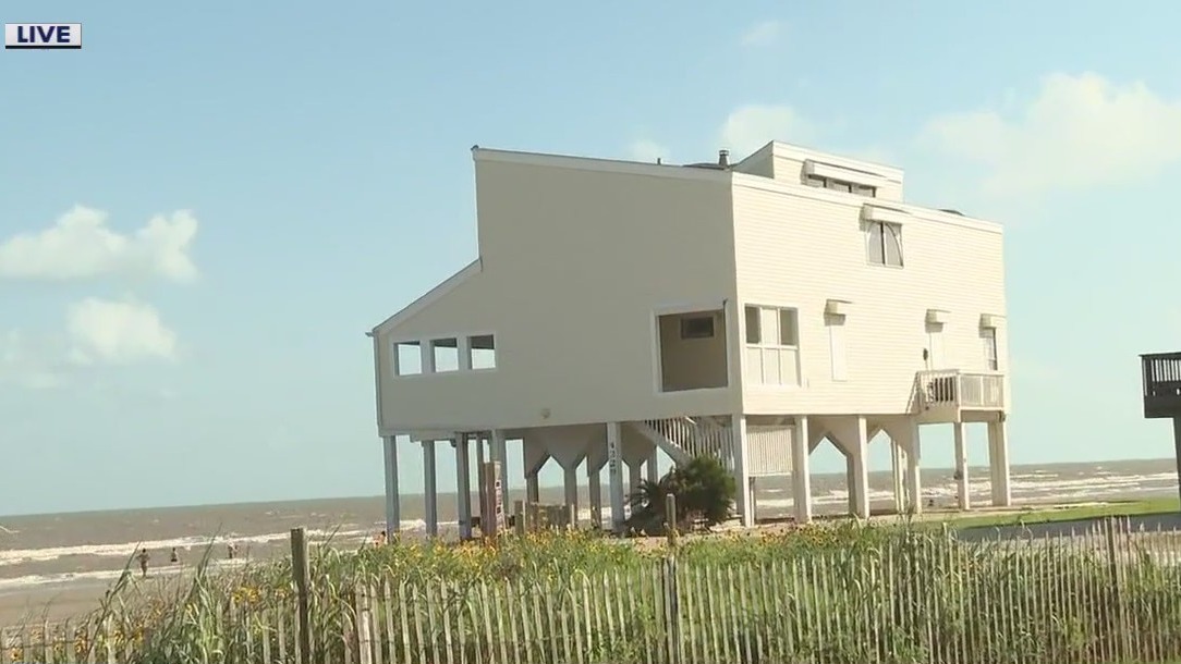 Beyonce's mom allegedly owns 'nuisance' beach house