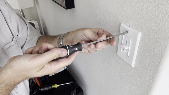 How to install light dimmer, fix a lamp: Tom's DIY Garage