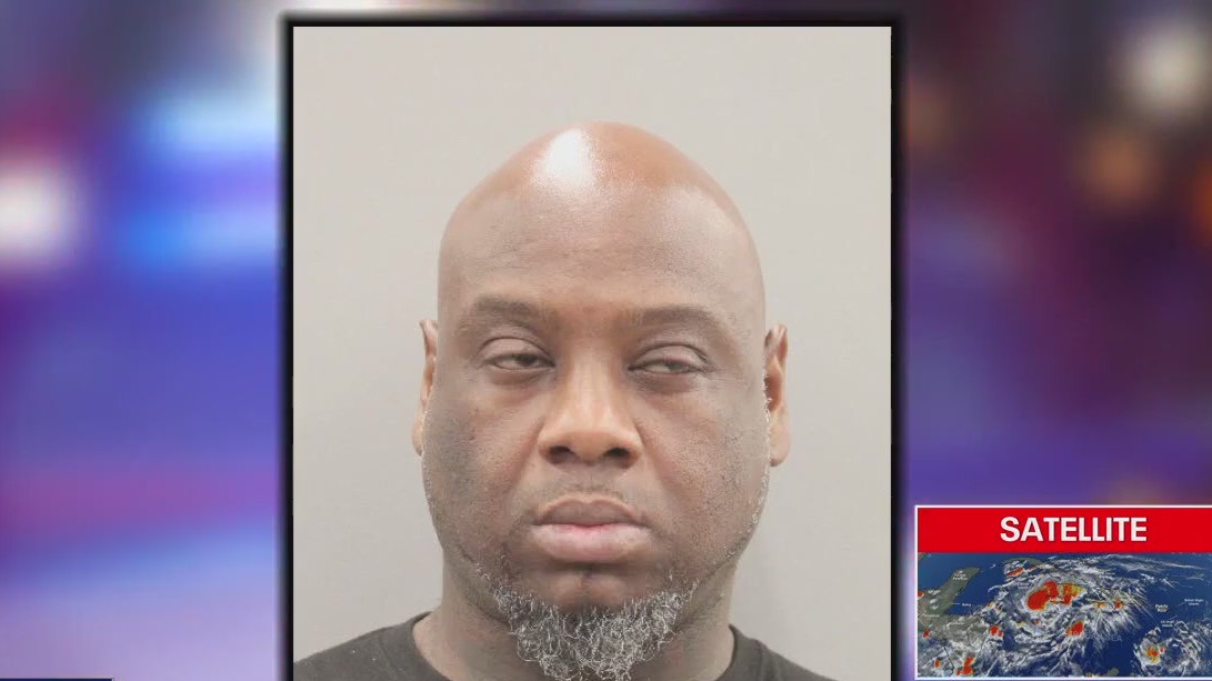 Murder suspect charged in woman's disappearance