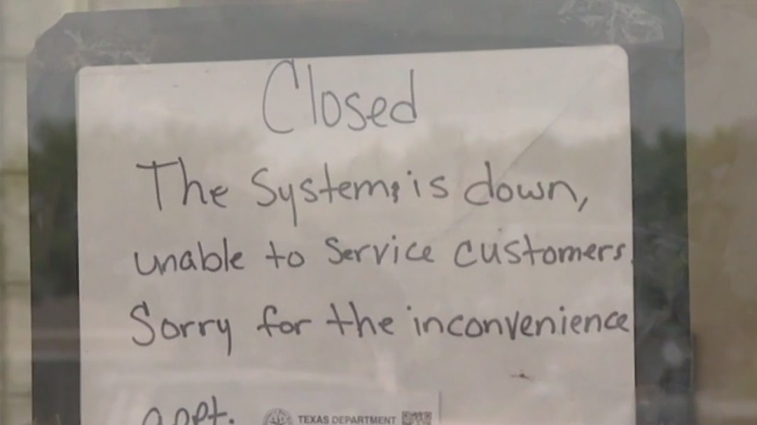 Houstonians impacted by global tech outage