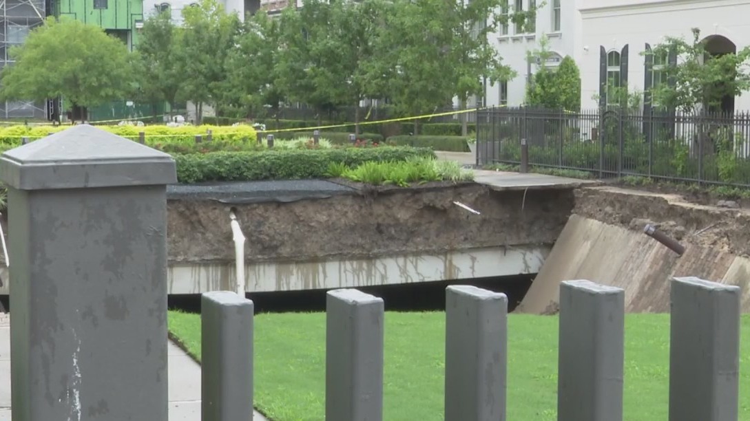Large evacuations cause sinkhole in west Houston