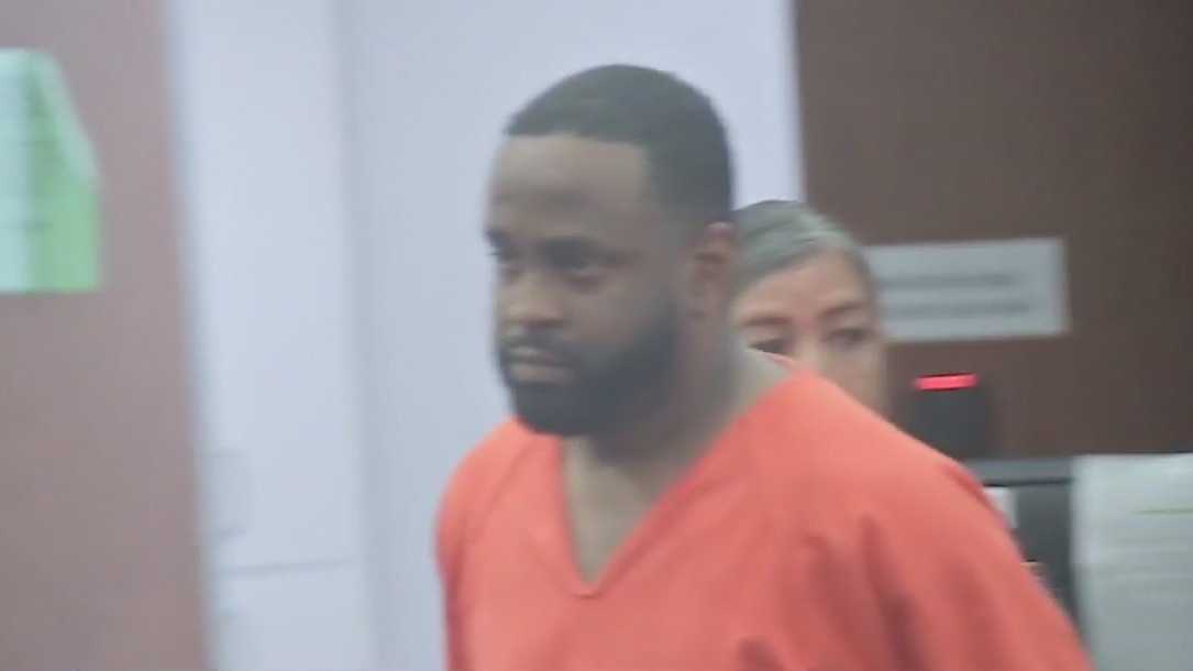 FBI investigating former Houston park ranger