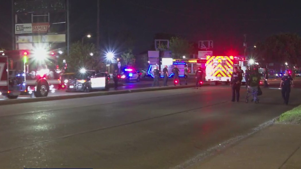 Mother hit by Houston police patrol car