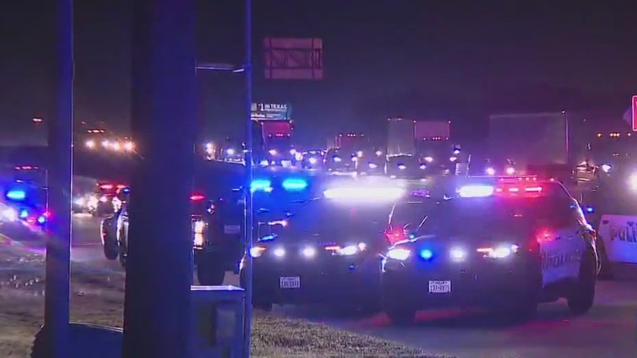 Suspect crashes into another vehicle during police chase in NE Houston