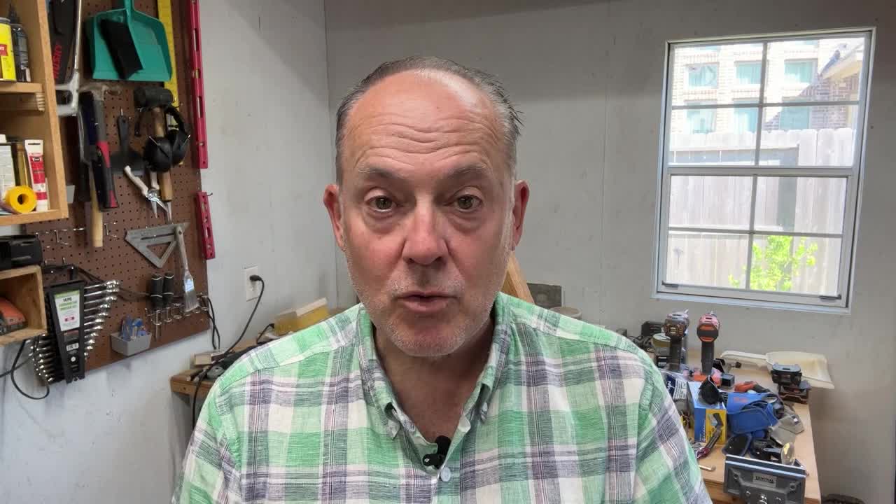 Tom's DIY Garage - Making Christmas Tree decoration for the holidays