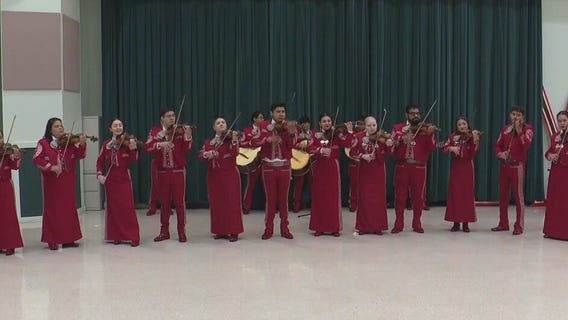 Bayou City Buzz - Experiencing Mariachi Pumas